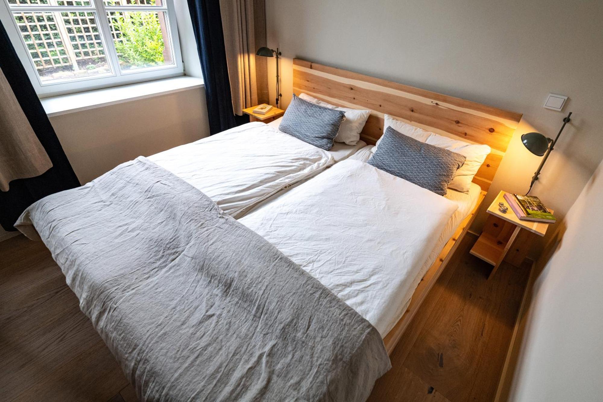 Grosse Pause Altes Schulhaus Schweigen Appartement Buitenkant foto