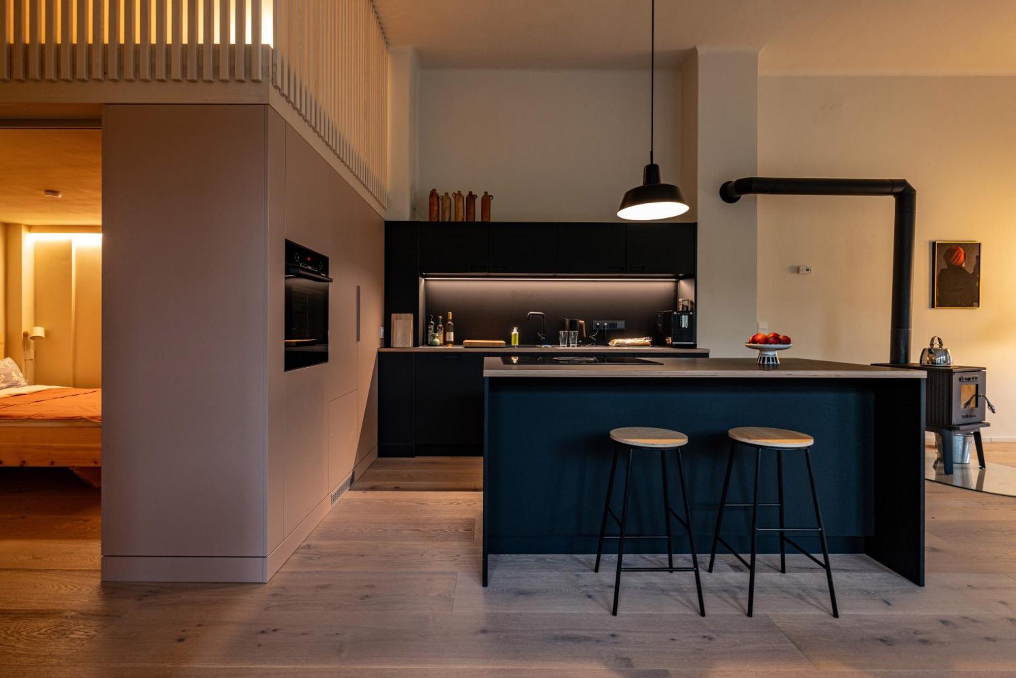 Grosse Pause Altes Schulhaus Schweigen Appartement Buitenkant foto